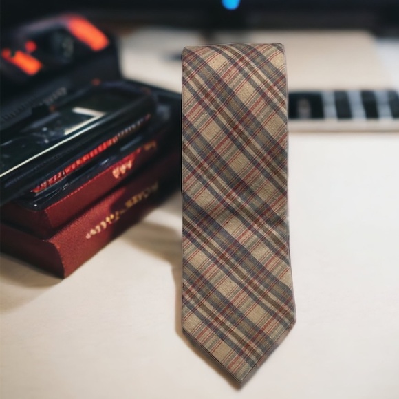 Lands' End Classic Silk Men's Necktie Formal Business Wedding Accessory - Picture 5 of 12